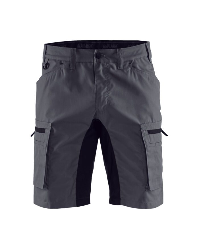 Service shorts with stretch panels